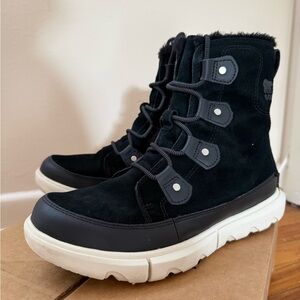 Sorel Women's Black and White Winter Boots